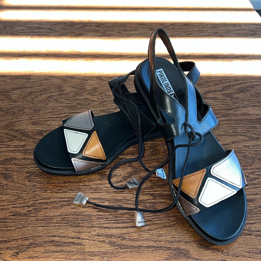 Awesome Leather sandals New w/out tags the utmost Quality, Fashion, Comfort